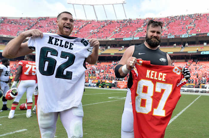 Travis Kelce (left) and Jason Kelce (right) will meet in Week 11.